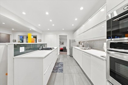 Photo 2 at 1095 W Keith Road, Pemberton Heights, North Vancouver