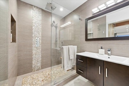 Photo 18 at 1095 W Keith Road, Pemberton Heights, North Vancouver