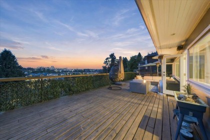 Photo 11 at 1095 W Keith Road, Pemberton Heights, North Vancouver