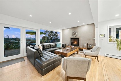 Photo 8 at 1095 W Keith Road, Pemberton Heights, North Vancouver