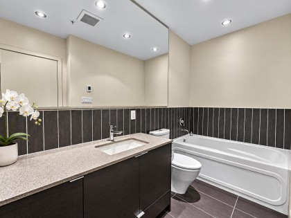 Photo 17 at 1202 - 175 W 2nd Street, Lower Lonsdale, North Vancouver