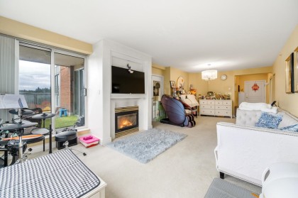 Photo 5 at 1204 - 5775 Hampton Place, University VW, Vancouver West