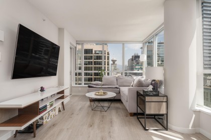 Photo 3 at 1503 - 833 Seymour Street, Downtown VW, Vancouver West