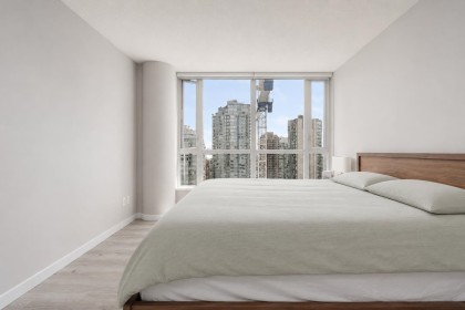 Photo 11 at 1503 - 833 Seymour Street, Downtown VW, Vancouver West