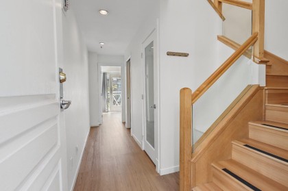 Photo 9 at 102 - 3349 Dunbar Street, Dunbar, Vancouver West