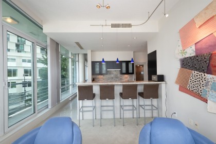 Photo 2 at 203 - 499 Broughton Street, Coal Harbour, Vancouver West