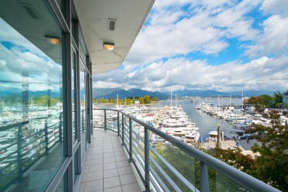 Photo 11 at 203 - 499 Broughton Street, Coal Harbour, Vancouver West