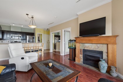 Photo 2 at 302 - 131 W 3rd Street, Lower Lonsdale, North Vancouver