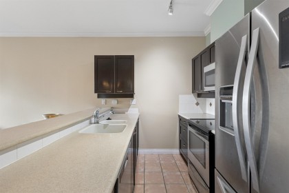 Photo 5 at 302 - 131 W 3rd Street, Lower Lonsdale, North Vancouver
