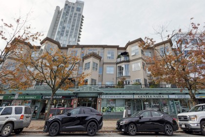 Photo 15 at 302 - 131 W 3rd Street, Lower Lonsdale, North Vancouver