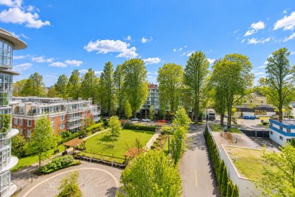 Photo 2 at 612 - 2655 Cranberry Drive, Kitsilano, Vancouver West