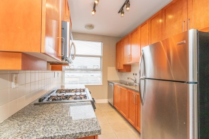 Photo 6 at 612 - 2655 Cranberry Drive, Kitsilano, Vancouver West