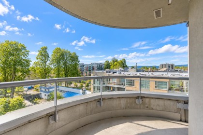 Photo 3 at 612 - 2655 Cranberry Drive, Kitsilano, Vancouver West