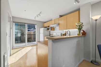 Photo 13 at 319 - 678 W 7th Avenue, Fairview VW, Vancouver West
