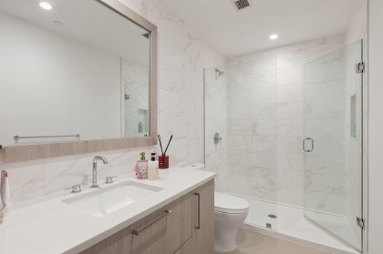 Photo 18 at 203 - 747 E 3rd Street, Lower Lonsdale, North Vancouver