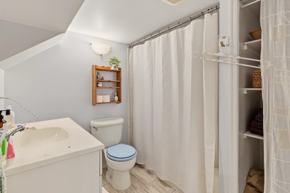 Photo 15 at 462 W 19th Avenue, Cambie, Vancouver West