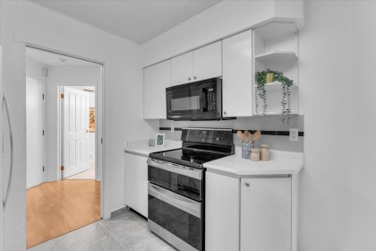 Photo 11 at 701 - 1010 Burnaby Street, West End VW, Vancouver West