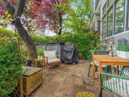 Photo 3 at 2634 Hemlock Street, Fairview VW, Vancouver West