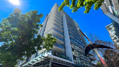 Photo 1 at 1402 - 159 W 2nd Avenue, False Creek, Vancouver West