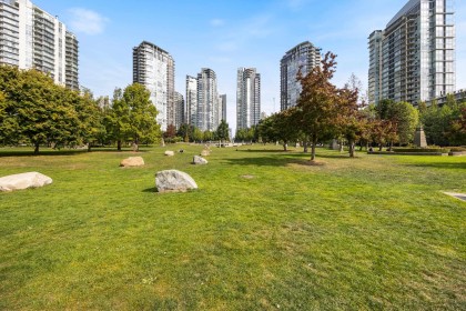 Photo 33 at 609 - 501 Pacific Street, Downtown VW, Vancouver West