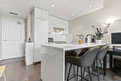 Photo 5 at 506 - 6383 Cambie Street, Oakridge VW, Vancouver West