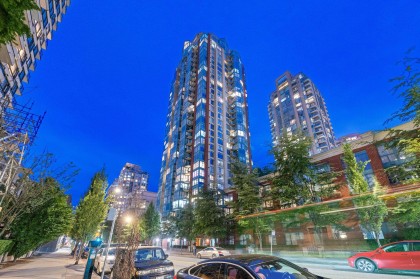 Photo 15 at 1803 - 939 Homer Street, Yaletown, Vancouver West