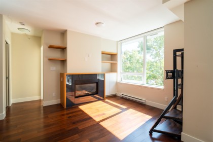 Photo 6 at 504 - 1675 W 8 Avenue, Fairview VW, Vancouver West