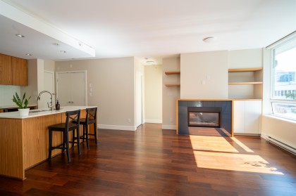 Photo 3 at 504 - 1675 W 8 Avenue, Fairview VW, Vancouver West