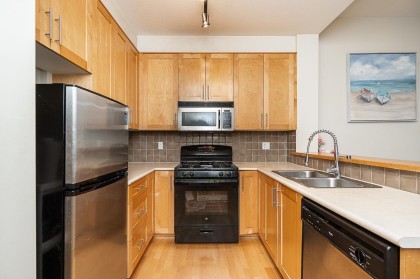 Photo 7 at 1406 - 4655 Valley Drive, Quilchena, Vancouver West