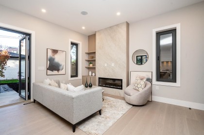 Photo 3 at 2 - 4579 W 11th Ave Avenue, Point Grey, Vancouver West
