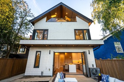 Photo 33 at 2 - 4579 W 11th Ave Avenue, Point Grey, Vancouver West