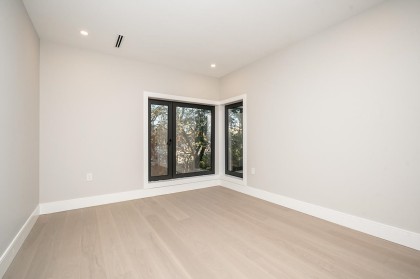 Photo 14 at 2 - 4579 W 11th Ave Avenue, Point Grey, Vancouver West