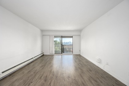 Photo 13 at 305 - 310 W 3rd Street, Lower Lonsdale, North Vancouver
