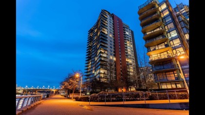 Photo 1 at 2705 - 8 Smithe Mews, Yaletown, Vancouver West
