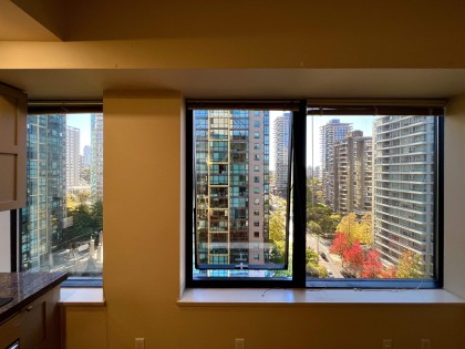 Photo 5 at 1113 - 1333 W Georgia Street, Coal Harbour, Vancouver West