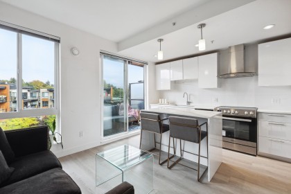 Photo 5 at 513 - 733 W 3rd Street, Harbourside, North Vancouver