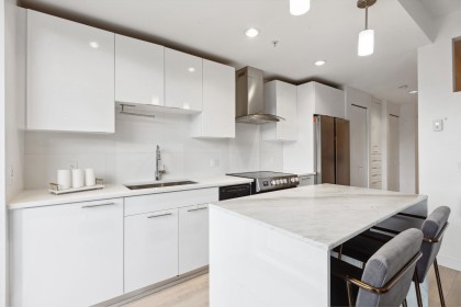 Photo 9 at 513 - 733 W 3rd Street, Harbourside, North Vancouver