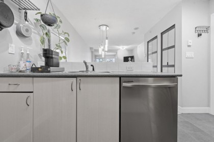 Photo 10 at 2803 - 939 Homer Street, Yaletown, Vancouver West