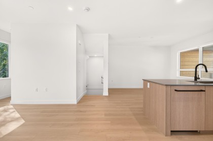 Photo 11 at 103 - 934 Lytton Street, Windsor Park NV, North Vancouver