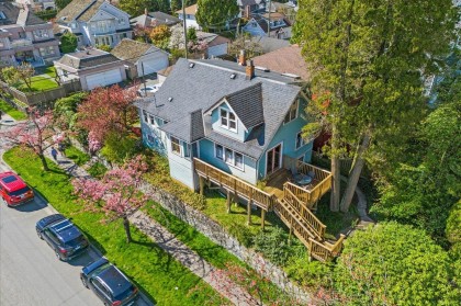 Photo 1 at 706 W 24th Avenue, Cambie, Vancouver West