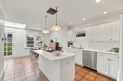 Photo 14 at 706 W 24th Avenue, Cambie, Vancouver West