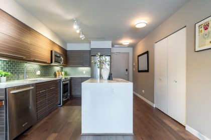 Photo 11 at 413 - 317 Bewicke Avenue, Mosquito Creek, North Vancouver