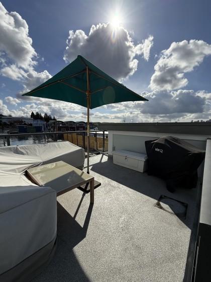 Photo 1 at C02 - 415 W Esplanade, Lower Lonsdale, North Vancouver