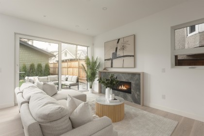 Photo 2 at 2 - 2755 W 11th Avenue, Kitsilano, Vancouver West