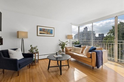Photo 3 at 607 - 1250 Burnaby Street, West End VW, Vancouver West