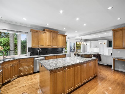 Photo 5 at 4047 Woodbury Avenue, Upper Lonsdale, North Vancouver