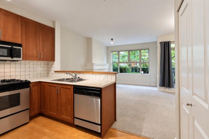 Photo 2 at 1213 - 4655 Valley Drive, Quilchena, Vancouver West