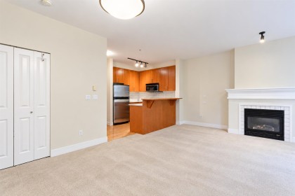Photo 8 at 1213 - 4655 Valley Drive, Quilchena, Vancouver West