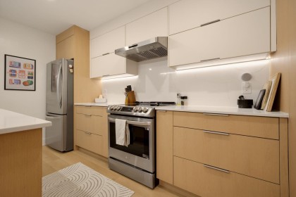 Photo 8 at 204 - 1345 Comox Street, West End VW, Vancouver West