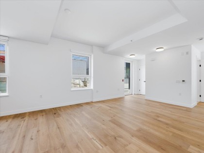 Photo 2 at 6833 Cambie Street, South Cambie, Vancouver West